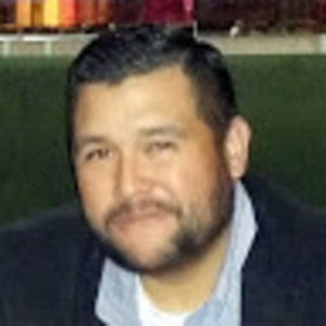 Meet your Posher, Cesar